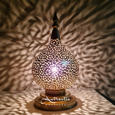 Lámpara de mesa marroquí, La granada