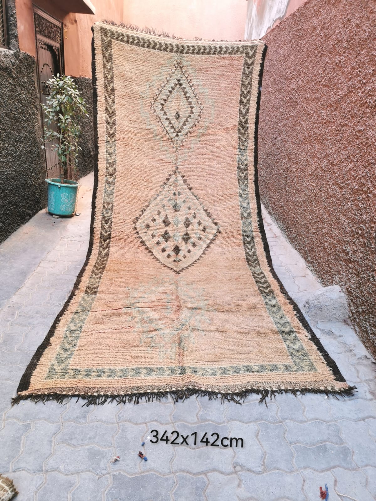 Moroccan Vintage Rug - Authentic Moroccan