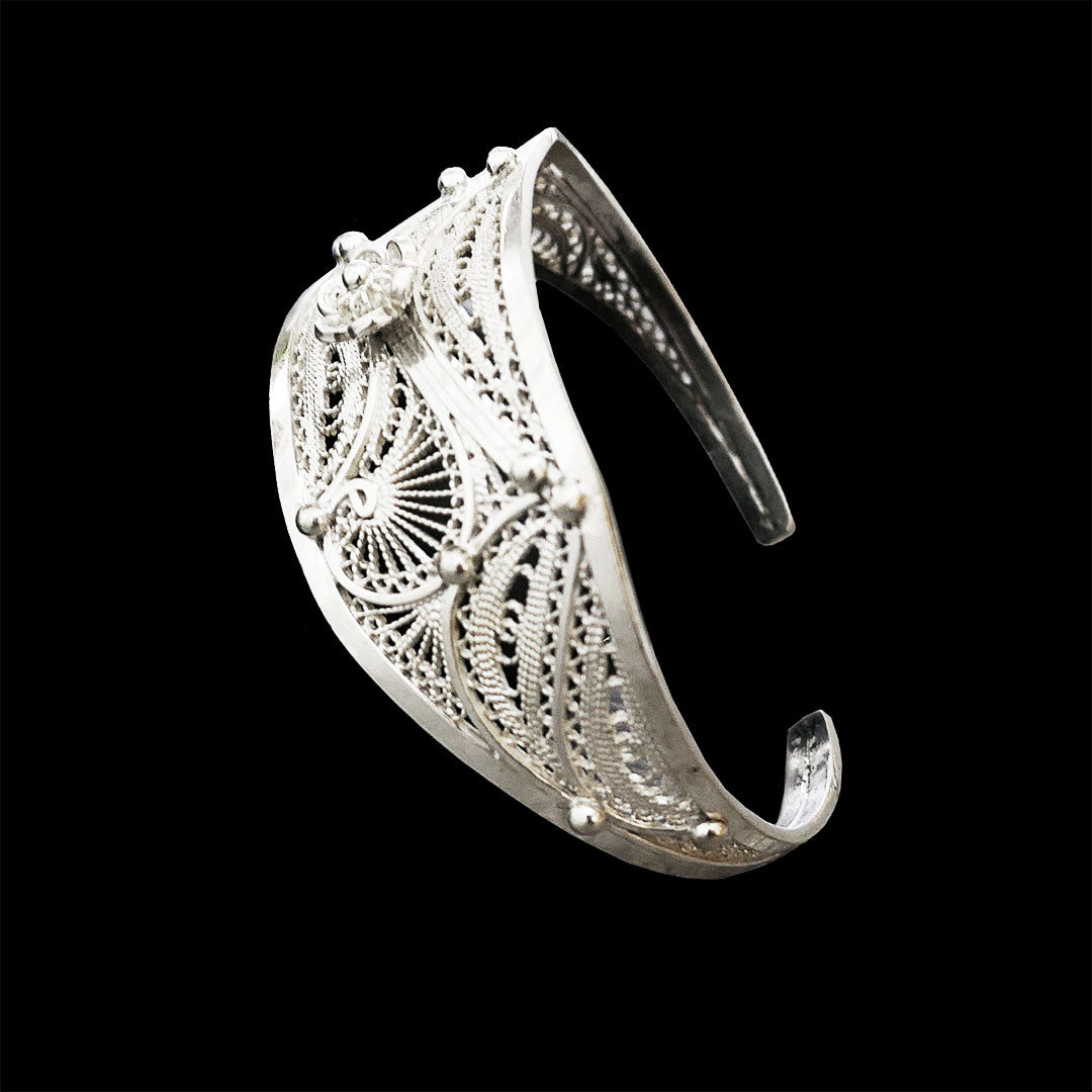 Moroccan Sterling Silver Bangle for her, BC00243