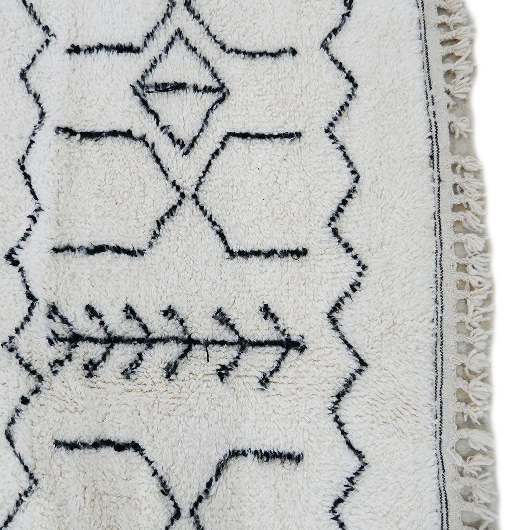 genuine beni ouarain handmade abstract wool moroccan rug berber neutral minimalist cream black design carpet